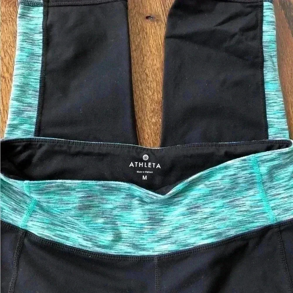 Athleta Women’s M Splits Revelation Capri Yoga Tight Black Green Pants - VGUC! - Picture 6 of 9